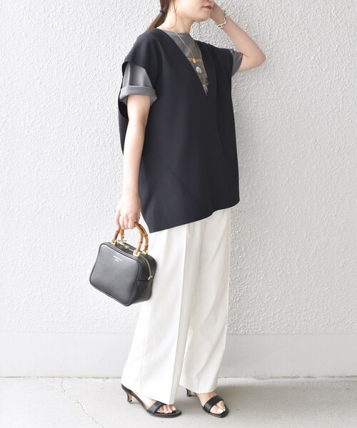 SHIPS（シップス）の「*〈手洗い可能〉梨地Vネックトップス◇（ベスト・レディース・ブラック/ベージュ/ダークブルー/ブルー系・ONE SIZE）」の17枚目の写真