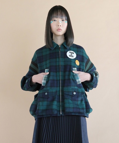 bedsidedrama(ベットサイドドラマ)の「Mulch Pocket Short Coat(ブルゾン・レディース・ネイビー/ブラウン・1/2)」の1枚目の写真