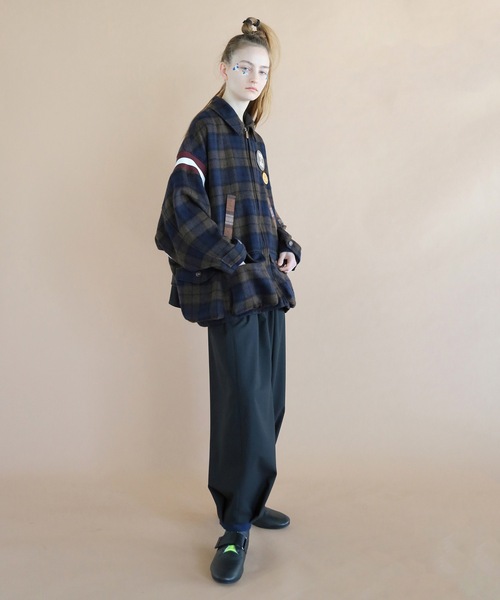 bedsidedrama(ベットサイドドラマ)の「Mulch Pocket Short Coat(ブルゾン・レディース・ネイビー/ブラウン・1/2)」の4枚目の写真