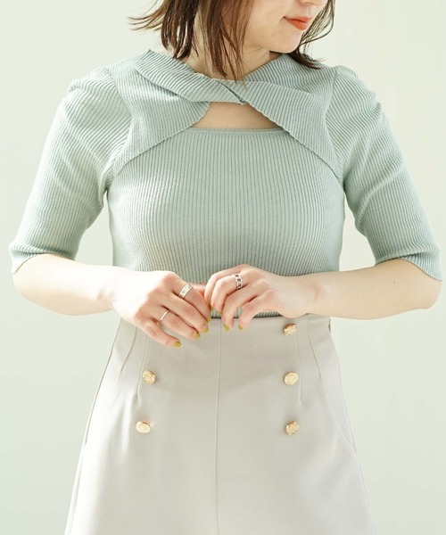 archives（アルシーヴ）の「２ＷＡＹフロントねじりリブニットプルオーバー（ニット/セーター・レディース・ブラック/ピンク/ブルー/アイボリー/ホワイト×ブラック・MEDIUM）」の5枚目の写真