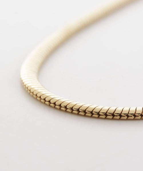 SHYLA（シャイラ）の「SHYLA　THICK SNAKE CHAIN（ネックレス・レディース・ゴールド・-）」の2枚目の写真