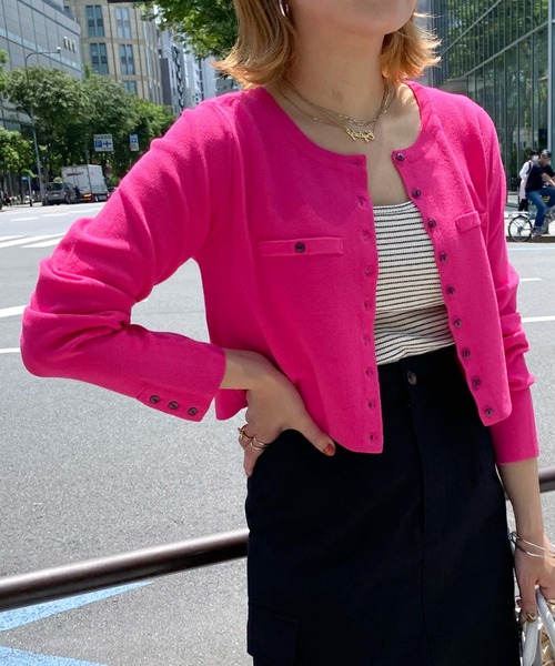 archives(アルシーヴ)の「ミラノリブ配色カーディガン(カーディガン/ボレロ・レディース・イエロー/オレンジ/ピンク/サックスブルー/ブラック/オフホワイト・MEDIUM)」の2枚目の写真