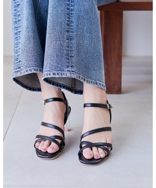 Realta（レアルタ）の「Realta(レアルタ)透明ヒールラインアンクルサンダル（サンダル・レディース・ホワイト系その他/ブラック/ブラック系その他/ホワイト・M/LL/L/S）」の8枚目の写真