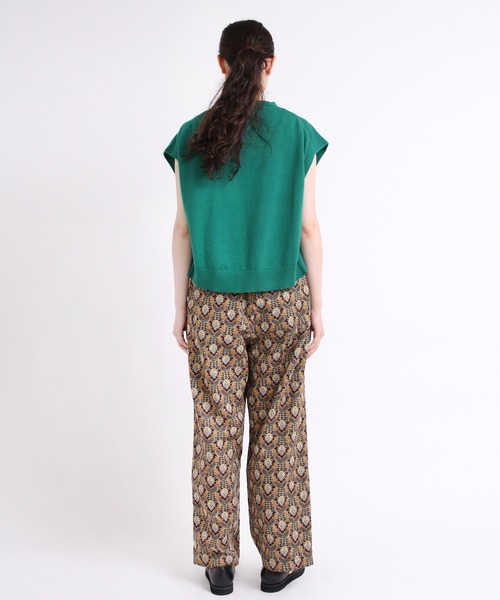 RNA-N（アールエヌエーエヌ）の「K2581 ショート丈コットンベスト（ベスト・レディース・ブラウン/グリーン/ブラック/ライトベージュ・MEDIUM）」の21枚目の写真