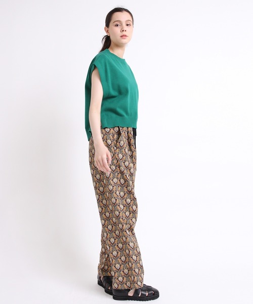 RNA-N（アールエヌエーエヌ）の「K2581 ショート丈コットンベスト（ベスト・レディース・ブラウン/グリーン/ブラック/ライトベージュ・MEDIUM）」の20枚目の写真