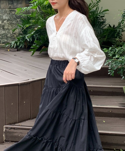 Diosfront（ディオスフロント）の「ボリュウームギャザーティアードロングスカート（スカート・レディース・ホワイト/チャコールグレー/ブラック/レッド/ブラック系その他・S/M）」の10枚目の写真