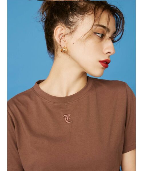 EVRIS（エヴリス）の「ワンポイントタイトT（Tシャツ/カットソー・レディース・ホワイト/ブラック/ブラウン・FREE）」の4枚目の写真