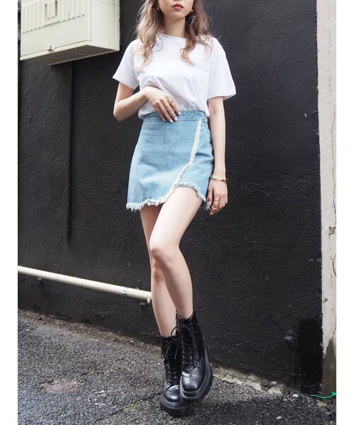 EVRIS（エヴリス）の「ワンポイントタイトT（Tシャツ/カットソー・レディース・ホワイト/ブラック/ブラウン・FREE）」の17枚目の写真