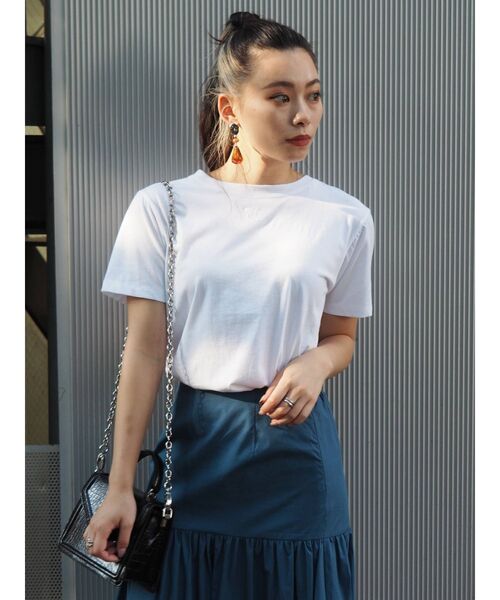 EVRIS（エヴリス）の「ワンポイントタイトT（Tシャツ/カットソー・レディース・ホワイト/ブラック/ブラウン・FREE）」の20枚目の写真