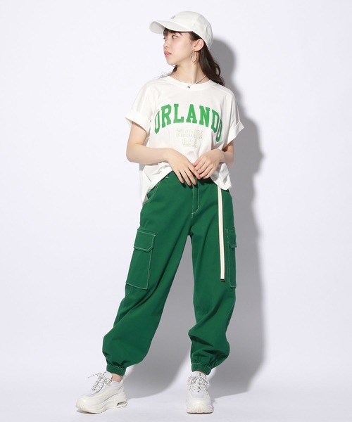 repipi armario（レピピ アルマリオ）の「ワイドストレッチカーゴパンツ（カーゴパンツ・キッズ・ブラック/ブラック系その他/グリーン系その他/ライトブルー/カーキ/ブラック系その他2/アイボリー・SMALL/MEDIUM/LARGE）」の12枚目の写真