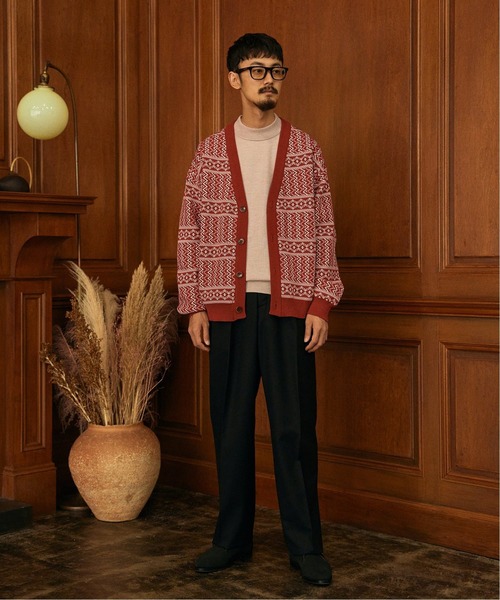 EDIFICE（エディフィス）の「スポンディッシュ リラックス ニット カーディガン(ジオメトリック)（カーディガン/ボレロ・メンズ・ベージュ/ブルー/ネイビー/ボルドー/ブラック/ブラウン・MEDIUM/SMALL/LARGE）」の12枚目の写真