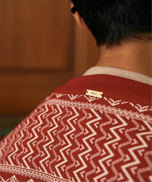 EDIFICE（エディフィス）の「スポンディッシュ リラックス ニット カーディガン(ジオメトリック)（カーディガン/ボレロ・メンズ・ベージュ/ブルー/ネイビー/ボルドー/ブラック/ブラウン・MEDIUM/SMALL/LARGE）」の14枚目の写真