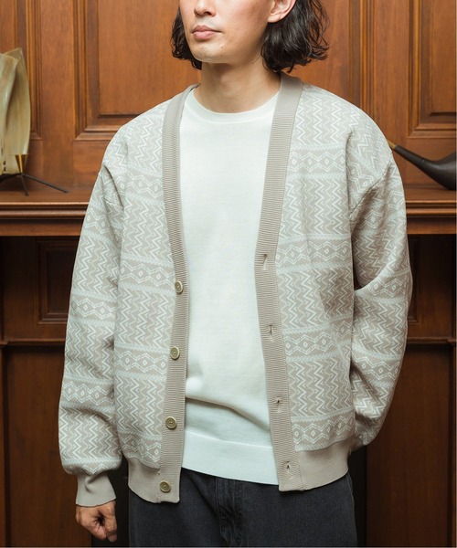 EDIFICE（エディフィス）の「スポンディッシュ リラックス ニット カーディガン(ジオメトリック)（カーディガン/ボレロ・メンズ・ベージュ/ブルー/ネイビー/ボルドー/ブラック/ブラウン・MEDIUM/SMALL/LARGE）」の16枚目の写真