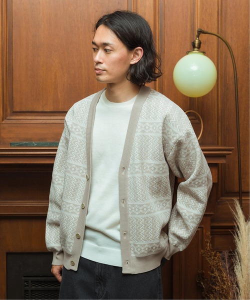 EDIFICE（エディフィス）の「スポンディッシュ リラックス ニット カーディガン(ジオメトリック)（カーディガン/ボレロ・メンズ・ベージュ/ブルー/ネイビー/ボルドー/ブラック/ブラウン・MEDIUM/SMALL/LARGE）」の17枚目の写真