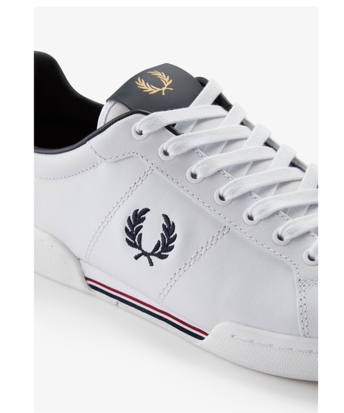 FRED PERRY（フレッドペリー）の「B722 Leather（スニーカー