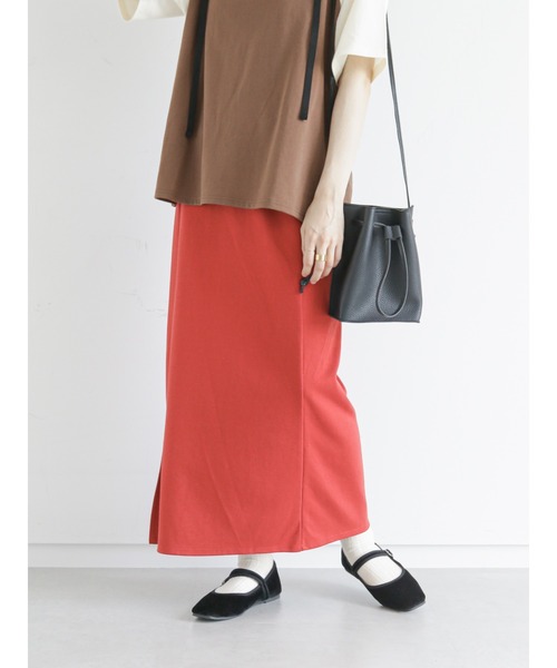 ehka sopo（エヘカソポ）の「カットサイドスリットペンシルスカート（スカート・レディース・ブラック/レッド/グリーン・ﾌﾘ-）」の16枚目の写真