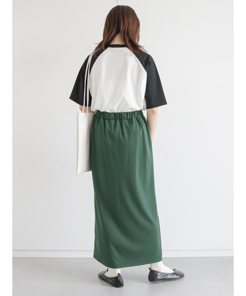 ehka sopo（エヘカソポ）の「カットサイドスリットペンシルスカート（スカート・レディース・ブラック/レッド/グリーン・ﾌﾘ-）」の19枚目の写真