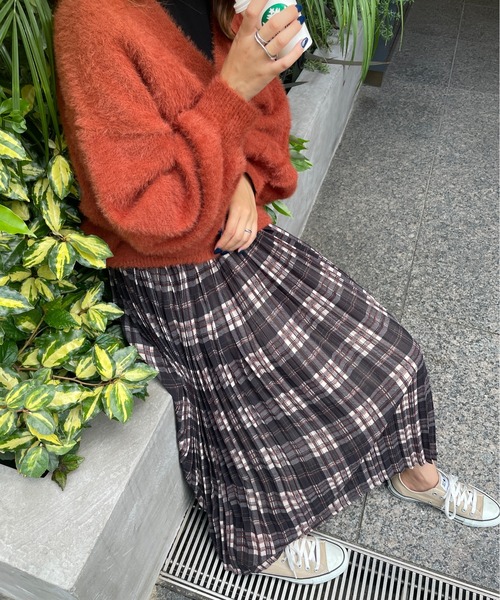 Meli rich（メリーリッチ）の「ふわり揺らめく。チェックプリントプリーツスカート（スカート・レディース・ブラック/ブルー/アイボリー・MEDIUM）」の4枚目の写真