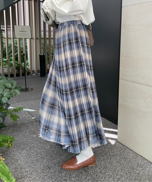 Meli rich（メリーリッチ）の「ふわり揺らめく。チェックプリントプリーツスカート（スカート・レディース・ブラック/ブルー/アイボリー・MEDIUM）」の10枚目の写真