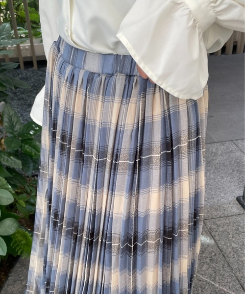 Meli rich（メリーリッチ）の「ふわり揺らめく。チェックプリントプリーツスカート（スカート・レディース・ブラック/ブルー/アイボリー・MEDIUM）」の13枚目の写真