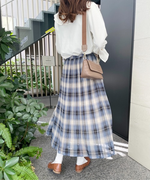 Meli rich（メリーリッチ）の「ふわり揺らめく。チェックプリントプリーツスカート（スカート・レディース・ブラック/ブルー/アイボリー・MEDIUM）」の20枚目の写真