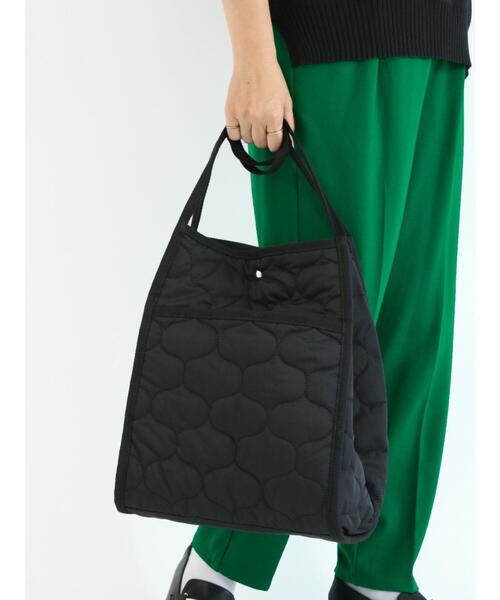 Lugnoncure（ルノンキュール）の「キルティングトートバッグ（ハンドバッグ・レディース・ブラック/カーキ・ﾌﾘ-）」の3枚目の写真