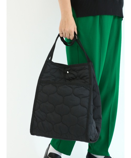 Lugnoncure（ルノンキュール）の「キルティングトートバッグ（ハンドバッグ・レディース・ブラック/カーキ・ﾌﾘ-）」の2枚目の写真
