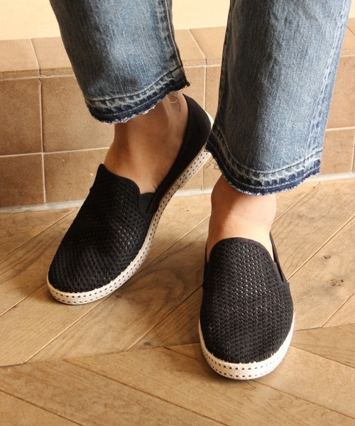 EDIFICE（エディフィス）の「◇RIVIERAS/リベエラ CLASSICキャンバスメッシュスニーカー（スニーカー・メンズ・ネイビー/イエロー/ブラック/グリーン/ブルー/ホワイト・40/42/44/43/41）」の3枚目の写真