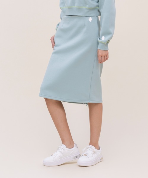 le coq sportif(ルコックスポルティフ)の「【WEB限定カプセルコレクション】 ダンボールスウェット ミドル丈スカート ルコック レディース スポーツ(スカート・レディース・ブラック/ブルー・SS/S/M(M)/L)」の7枚目の写真