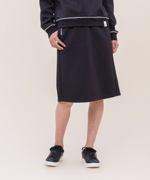 le coq sportif(ルコックスポルティフ)の「【WEB限定カプセルコレクション】 ダンボールスウェット ミドル丈スカート ルコック レディース スポーツ(スカート・レディース・ブラック/ブルー・SS/S/M(M)/L)」の22枚目の写真