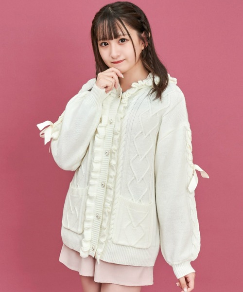 Secret Honey(シークレットハニー)の「フード付ケーブル編みカーディガン(カーディガン/ボレロ・レディース・ワインレッド/グレー/オフホワイト/ピンク・MEDIUM)」の2枚目の写真