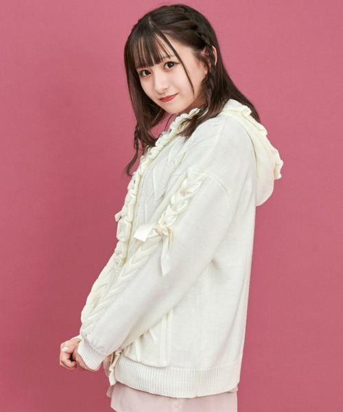 Secret Honey(シークレットハニー)の「フード付ケーブル編みカーディガン(カーディガン/ボレロ・レディース・ワインレッド/グレー/オフホワイト/ピンク・MEDIUM)」の7枚目の写真