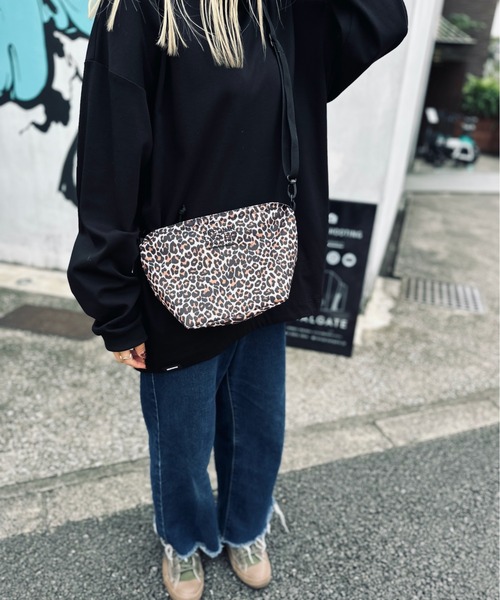 FREDRIK PACKERS(フレドリックパッカーズ)の「FREDRIK PACKERS / フレドリックパッカーズ / 1000D FAM SHOULDER <M>(ショルダーバッグ・レディース・ブラック/ブラウン系その他/オリーブ/レオパード/ホワイト・ONESIZE)」の22枚目の写真
