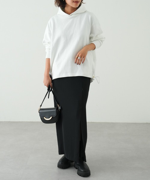 OUVRAGE CLASSE（ウヴラージュクラス）の「異素材ドッキングパーカー（パーカー・レディース・オフホワイト/ブラック/グレー・FREE）」の7枚目の写真