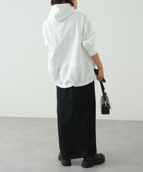OUVRAGE CLASSE（ウヴラージュクラス）の「異素材ドッキングパーカー（パーカー・レディース・オフホワイト/ブラック/グレー・FREE）」の8枚目の写真