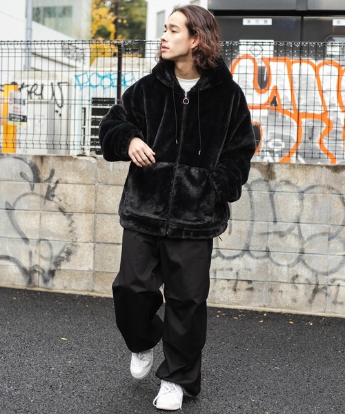 美品   ウィンダムパーカ コヨーテファー メンズ 黒　L CANADA GOOSE ウィンダムパーカ コヨーテファー メンズ 黒 XXL 【公式