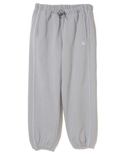 XLARGE（エクストララージ）の「EMBROIDERED LOGO PIPING SWEAT PANTS（スウェットパンツ・メンズ・アッシュ/ネイビー/ブラック・L/M/XL/S）」の6枚目の写真