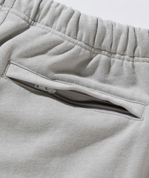 XLARGE（エクストララージ）の「EMBROIDERED LOGO PIPING SWEAT PANTS（スウェットパンツ・メンズ・アッシュ/ネイビー/ブラック・L/M/XL/S）」の12枚目の写真