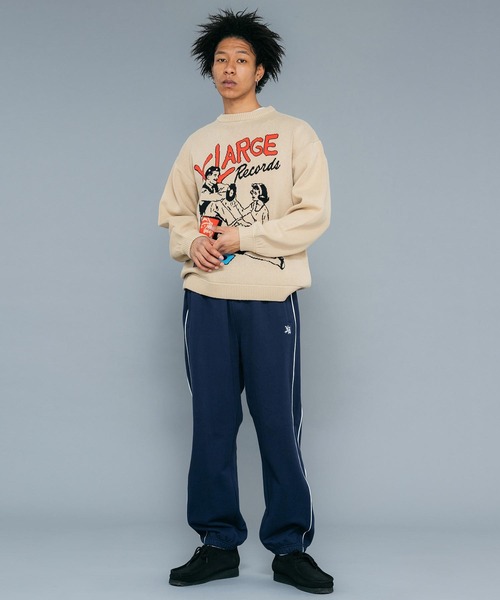 XLARGE（エクストララージ）の「EMBROIDERED LOGO PIPING SWEAT PANTS（スウェットパンツ・メンズ・アッシュ/ネイビー/ブラック・L/M/XL/S）」の15枚目の写真