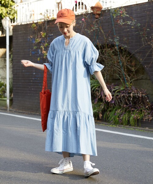 FREAK'S STORE（フリークスストア）の「【限定展開】シャンブレースキッパーティアードワンピース（ワンピース・レディース・ネイビー/サックスブルー・MEDIUM/SMALL）」の4枚目の写真