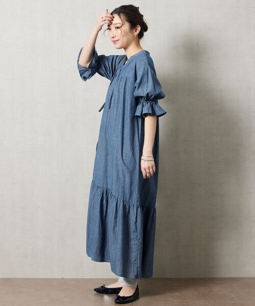 FREAK'S STORE（フリークスストア）の「【限定展開】シャンブレースキッパーティアードワンピース（ワンピース・レディース・ネイビー/サックスブルー・MEDIUM/SMALL）」の6枚目の写真