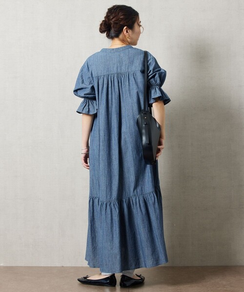 FREAK'S STORE（フリークスストア）の「【限定展開】シャンブレースキッパーティアードワンピース（ワンピース・レディース・ネイビー/サックスブルー・MEDIUM/SMALL）」の8枚目の写真