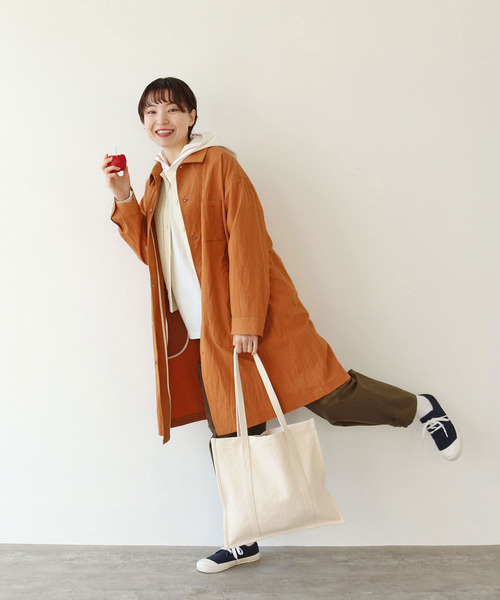 PAR ICI KLASSISK（パーリッシィクラシスク）の「ateliers PENELOPE フラットトート（トートバッグ・レディース・ブラック/アイボリー/ダークグリーン/オレンジ・FREE）」の20枚目の写真