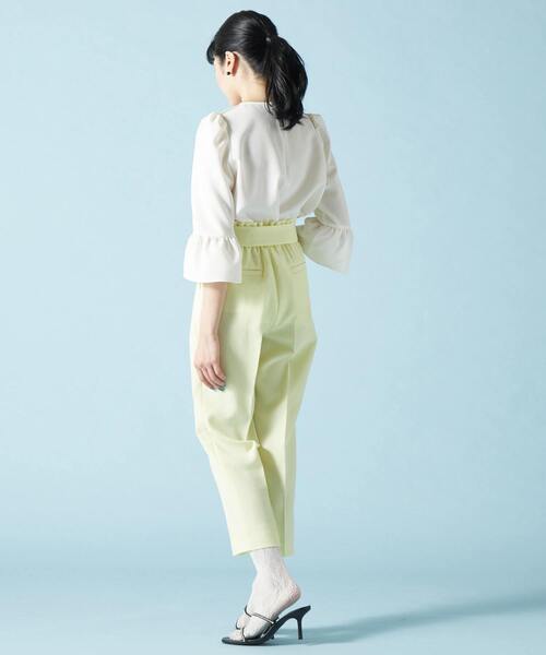 Tiara（ティアラ）の「ベルスリーブブラウス（シャツ/ブラウス・レディース・イエロー/ネイビー/ブルー/オフホワイト・FREE）」の8枚目の写真