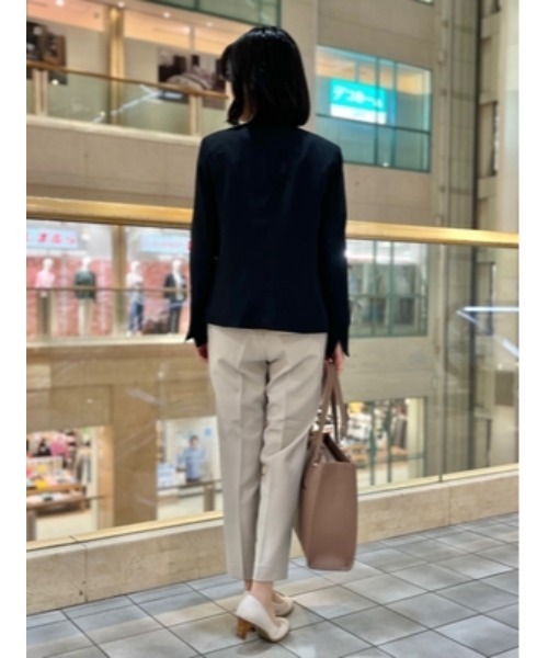 Perfect Suit FActory(パーフェクトスーツファクトリー)の「美単テーパードパンツ グリーン/ベージュ/ブラック/ネイビー(スラックス・レディース・ブラック/ライトグリーン/ネイビー/ベージュ・L/M/S/SS)」の7枚目の写真