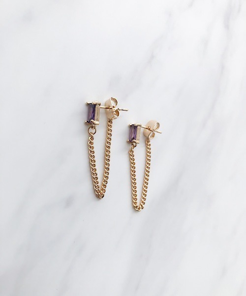 TIMELESS&THREE（タイムレスアンドスリー）の「スクエアビジューチェーンピアス（ピアス（両耳用）・レディース・グリーン/ブルー/ラベンダー/レッド/ピンク/ホワイト・FREE）」の4枚目の写真