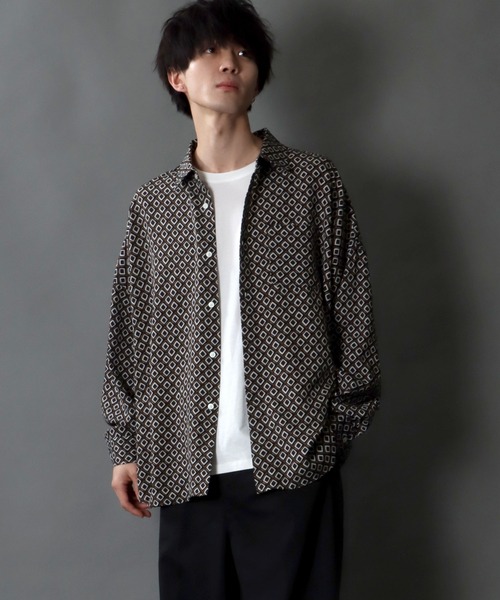 SITRY(シトリー)の「Oversize Drop shoulder Patterned shirt/オーバーサイズ ドロップショルダー 総柄 シャツ(シャツ/ブラウス・メンズ・ネイビー/ホワイト系その他/ブラック系その他2/ブラック/グリーン/ブラウン系その他/ホワイト/ブラウン/ブラック系その他・L/M/XL)」の15枚目の写真