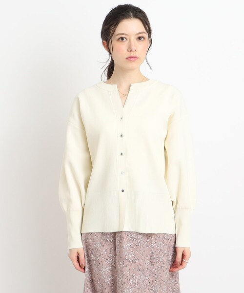 Cutie Blonde(キューティーブロンド)の「◆抜け感あふれるキーネック スポンディッシュカーディガン(カーディガン/ボレロ・レディース・ブラック/サックスブルー/アイボリー・00)」の13枚目の写真