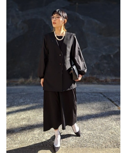 HONEYSUCKLE ROSE（ハニーサックルローズ）の「【HONEYSUCKLE ROSE】リネンライクベスト（ベスト・レディース・ベージュ/ブラック・M-L）」の14枚目の写真