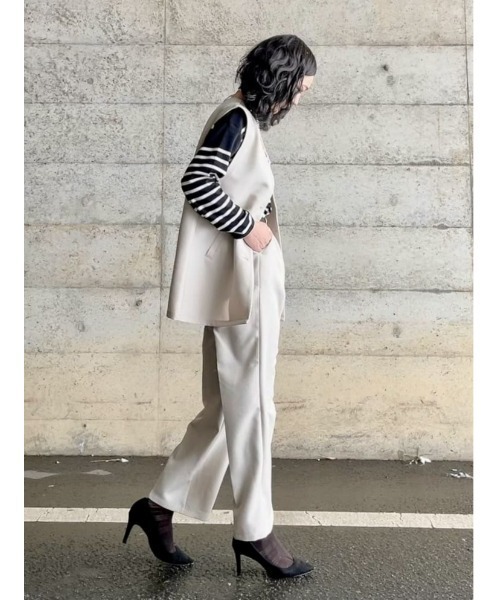 HONEYSUCKLE ROSE（ハニーサックルローズ）の「【HONEYSUCKLE ROSE】リネンライクベスト（ベスト・レディース・ベージュ/ブラック・M-L）」の4枚目の写真